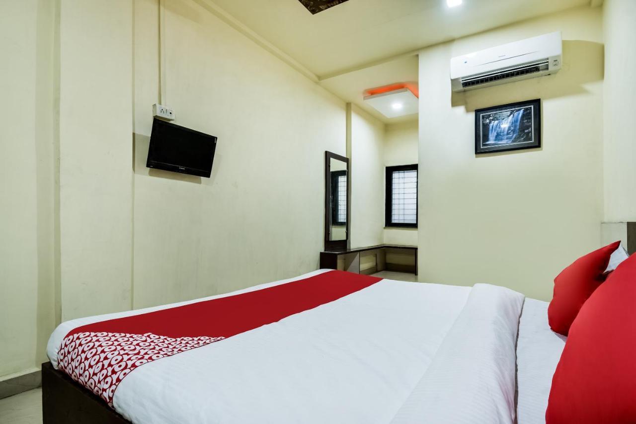 Hotel O Aryan Khāmgaon Exterior foto